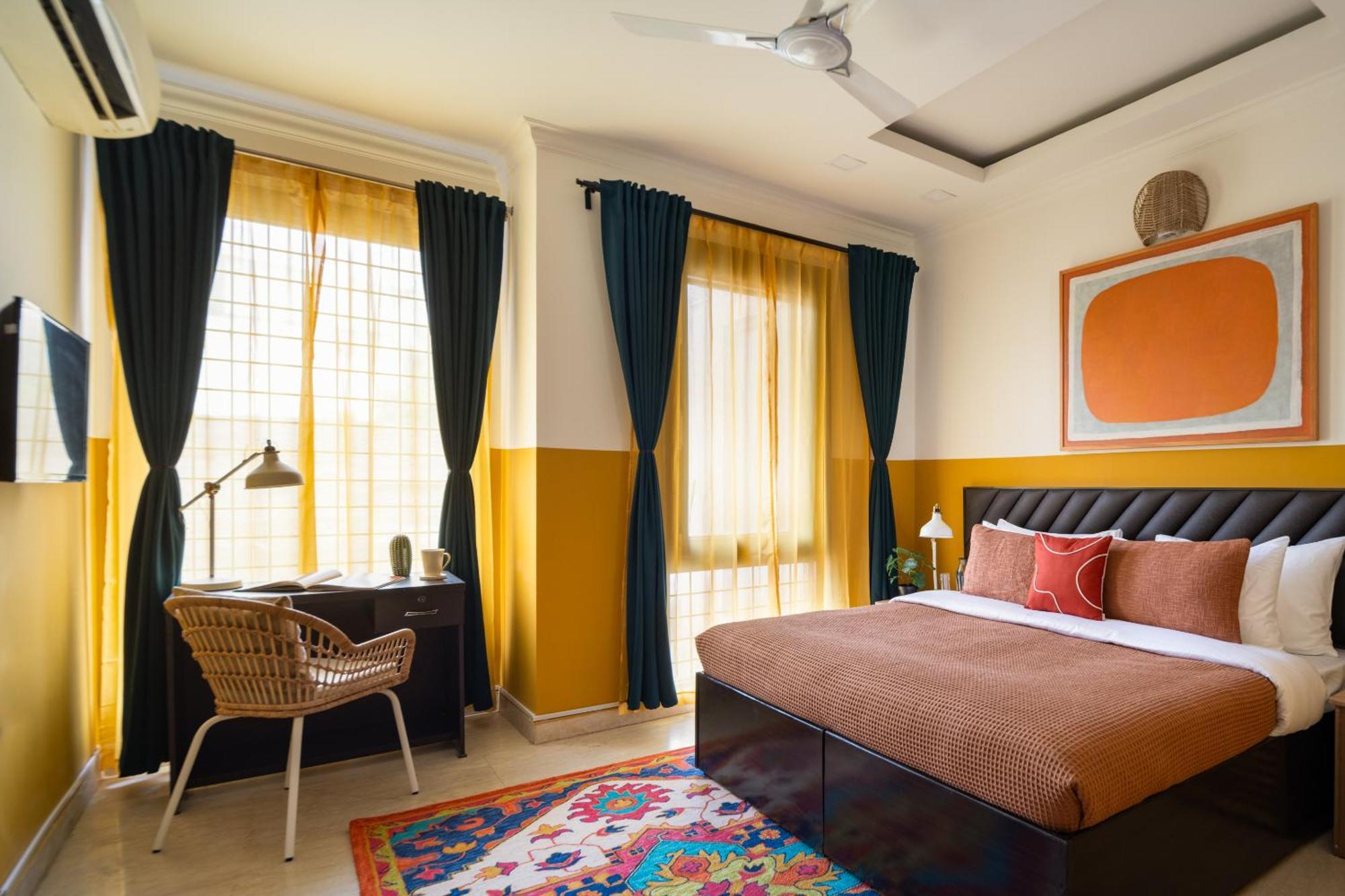 Safdarjung Enclave Apartment *