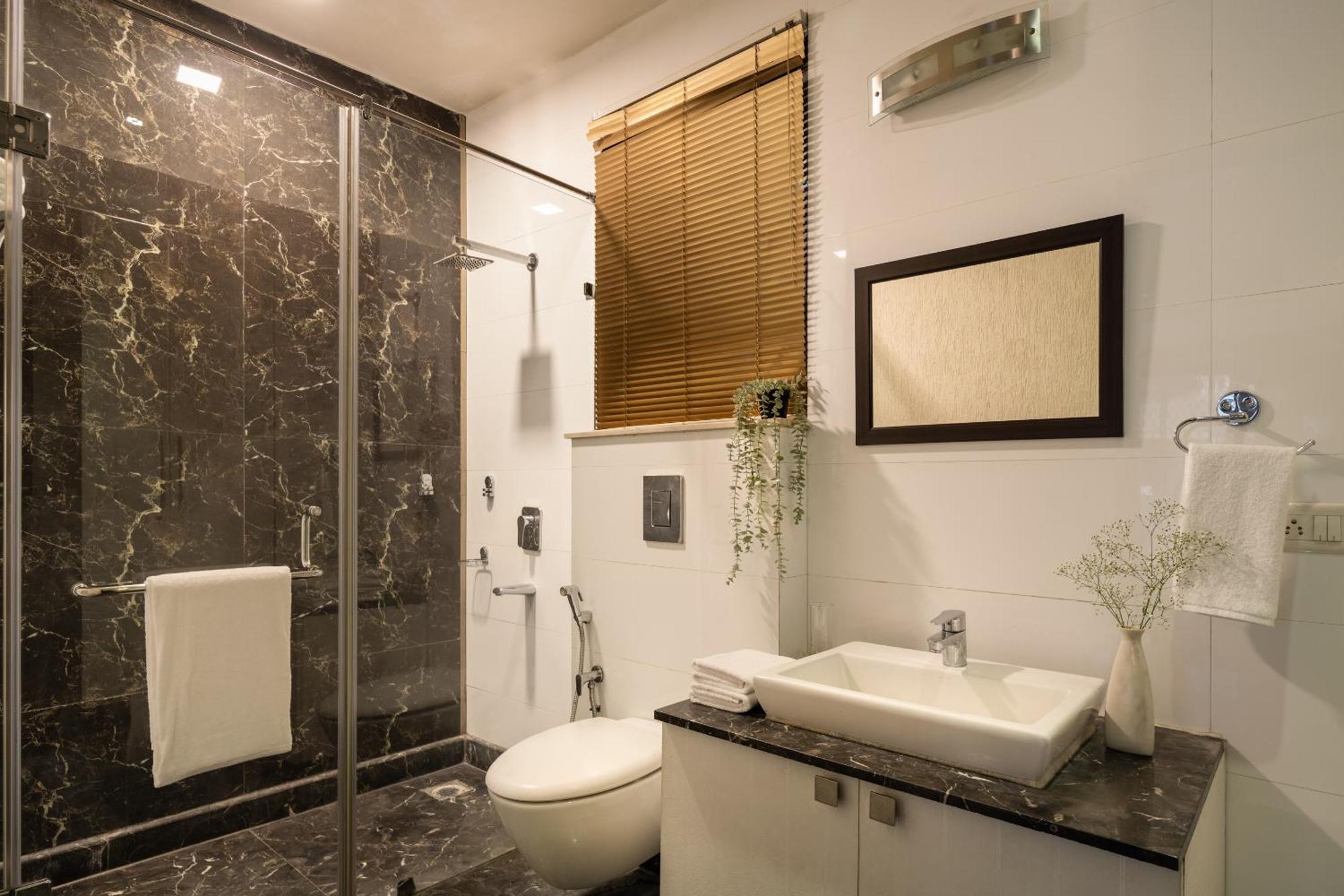 Apartment Safdarjung Enclave New Delhi